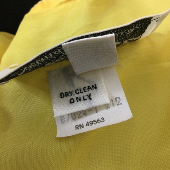 Victor Costa for Neiman Marcus, Strapless, Big Front Bow, Form Fitting Dress. - Picture 8 of 9